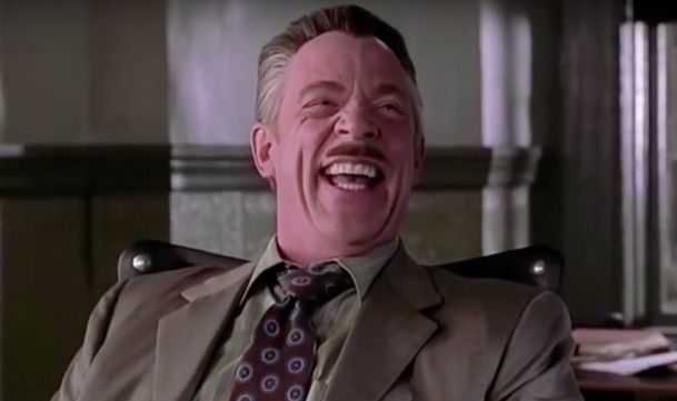 Spider-Man: Proč J. Jonah Jameson po letech vypadá jinak a jak to bude s jeho dalším návratem | Fandíme filmu