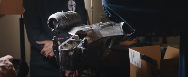 The Mandalorian: Dokument ukazuje fascinující proces tvorby vesmírné lodi hlavního hrdiny | Fandíme serialům