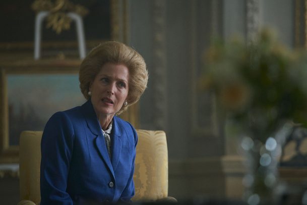 Koruna 4: První pohled na královskou svatbu a Margaret Thatcher | Fandíme serialům