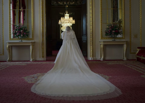 The Crown: Trailer na 4. řadu představuje princeznu Dianu | Fandíme serialům