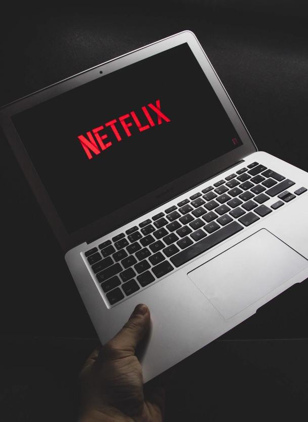 Netflix v Česku bude ještě dostupnější, nabídne předplacené karty | Fandíme serialům