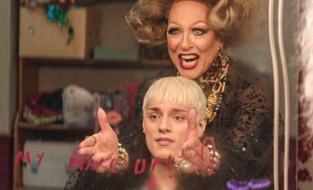 Všechno o Jamiem: Dospívající mladík touží po kariéře drag queen | Fandíme filmu