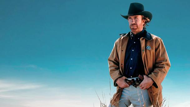 Walker Texas Ranger: Podívejte se, jak vypadá mladý náhradník Chucka Norrise | Fandíme serialům