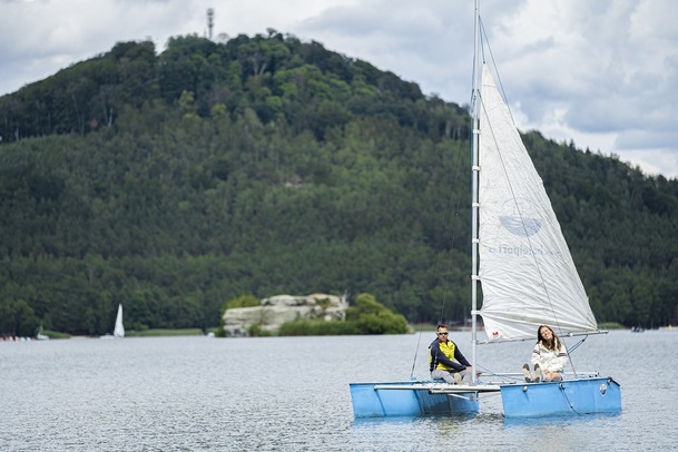 Českem nejen za sportem: Pěší turistika a horská kola s Evou Samkovou a Tomášem Krausem | Fandíme serialům