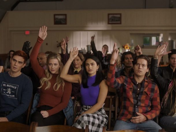 Riverdale 6: Trailer na příští sezónu láká na mladou čarodějku Sabrinu | Fandíme serialům