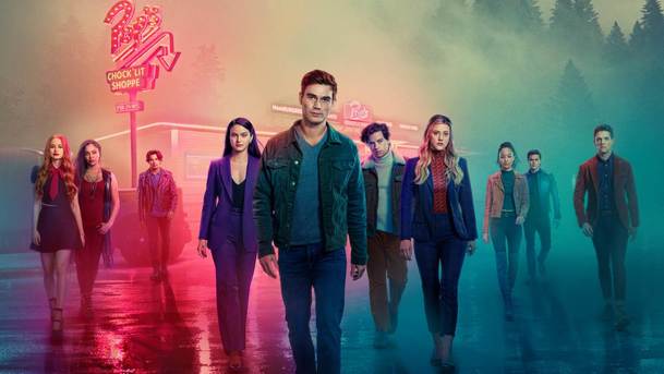 Riverdale 6: Trailer na příští sezónu láká na mladou čarodějku Sabrinu | Fandíme serialům