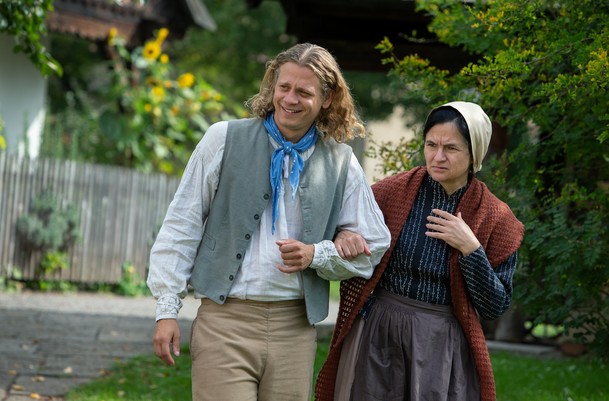 Vánoce na ČT budou ve znamení nové štědrovečerní pohádky, premiéry Havla nebo finále Marie Terezie | Fandíme serialům