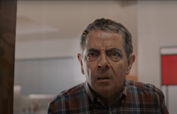 Včela na mušce: Mr. Bean nahání včelu, podívejte se na trailer | Fandíme serialům