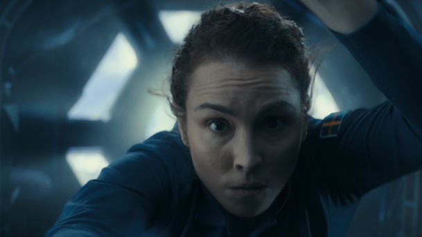 Konstelace: Noomi Rapace rozkrývá skrytou pravdu o vesmírných letech | Fandíme serialům