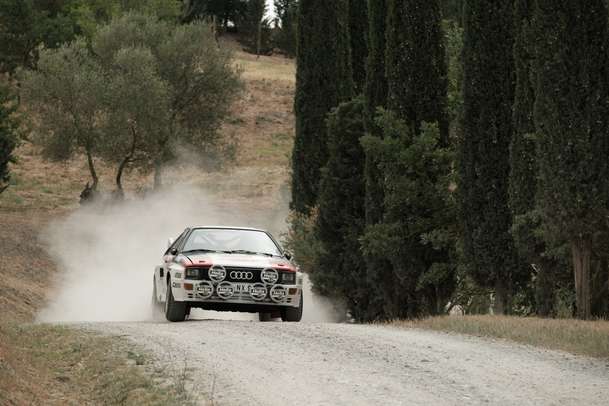 Závod o slávu: Audi a Lancia žhaví gumy v našich kinech | Fandíme filmu