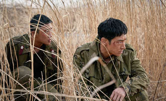 Útěk: Severokorejský voják prchá v napínavém thrilleru | Fandíme filmu