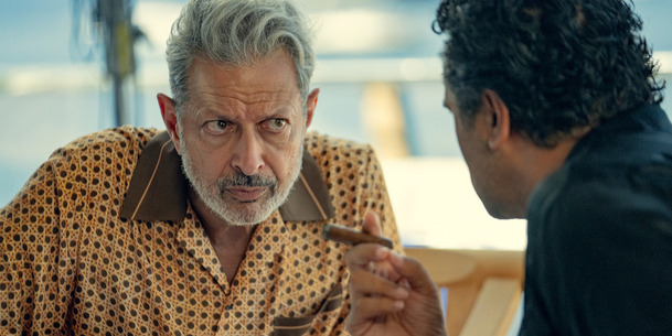 Kaos: Jeff Goldblum jako Zeus brzy dorazí na Netflix | Fandíme serialům