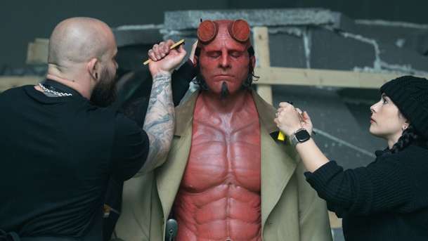 Hellboy: The Crooked Man oznámil premiéru a předvedl se na plakátě | Fandíme filmu