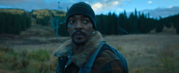 Elevation: Anthony Mackie vs. monstra – trailer | Fandíme filmu