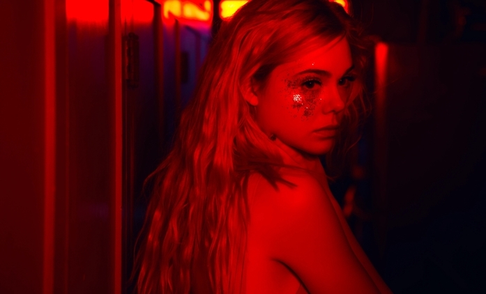 Margo’s Got Money Troubles: Elle Fanning vydělává na OnlyFans | Fandíme seriálům