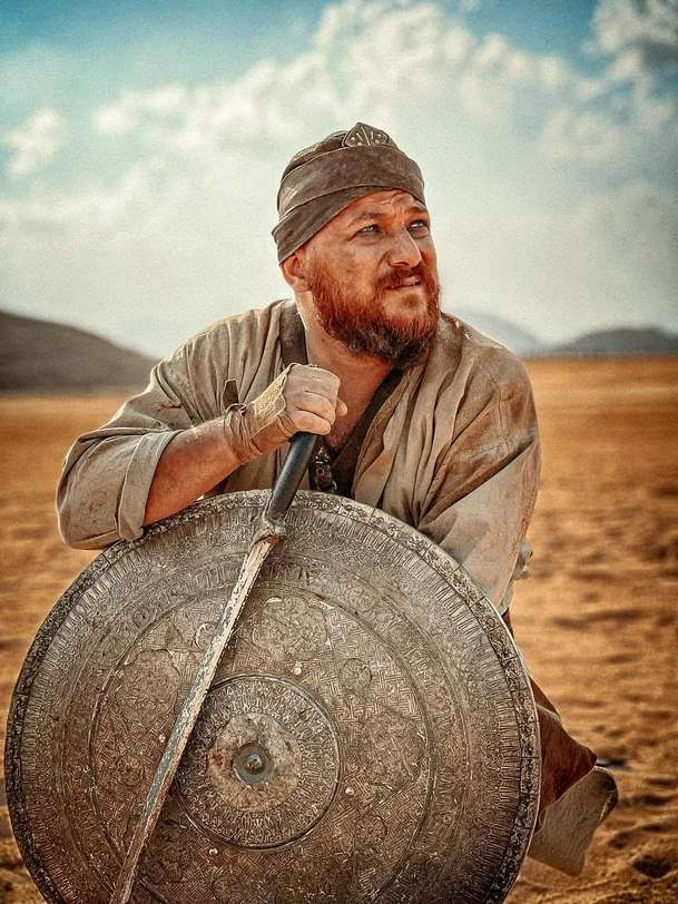 Desert Warrior: Pouštní epos má přinést bitvy v měřítku Pána prstenů | Fandíme filmu